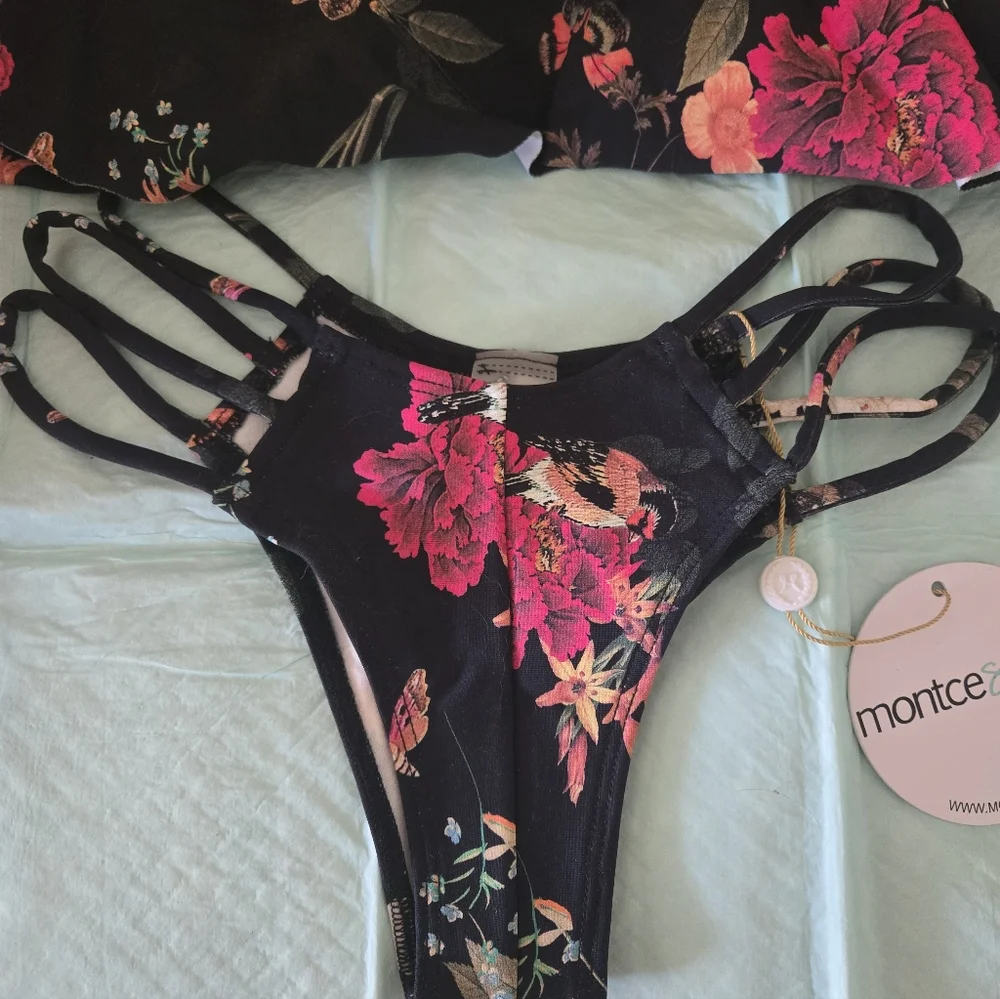 Black Floral Ruffle Bikini